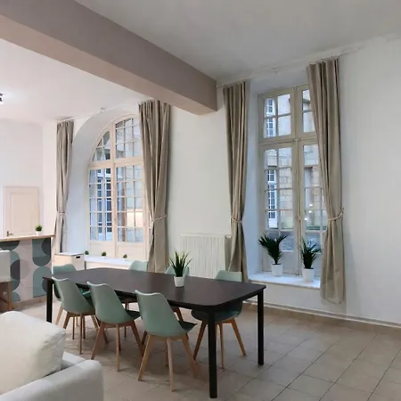 Superbe Renove Face Au De شقة سيدا
