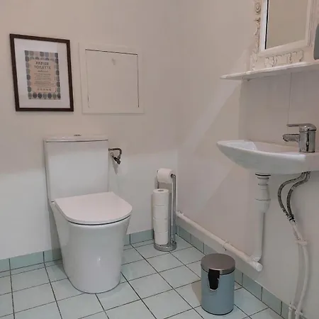 Apartment Superbe Renove Face Au De Sedan