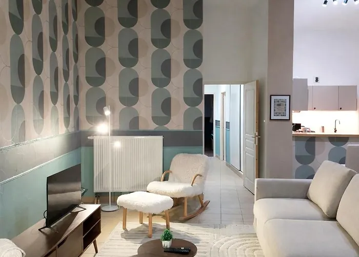 Apartment Superbe Renove Face Au De *