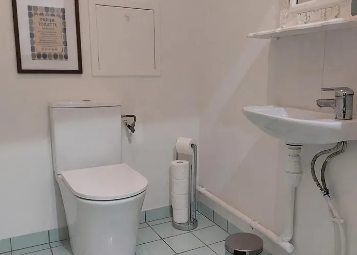 Apartment Superbe Renove Face Au De Sedan